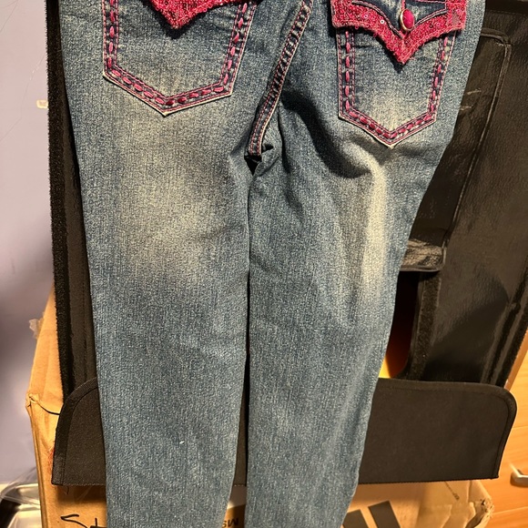 Girls size 10 embroidered pink sequin design jean - Picture 6 of 6